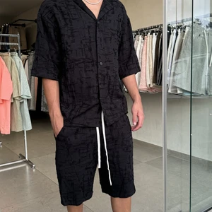 מכנסיים אוברסייז 'מונוקו' BLACK