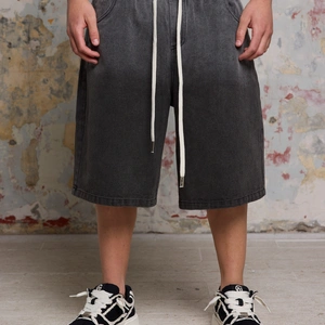 ברמודה ג'ינס ווש GOCHA BLACK